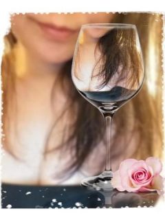 飲んでます・・・